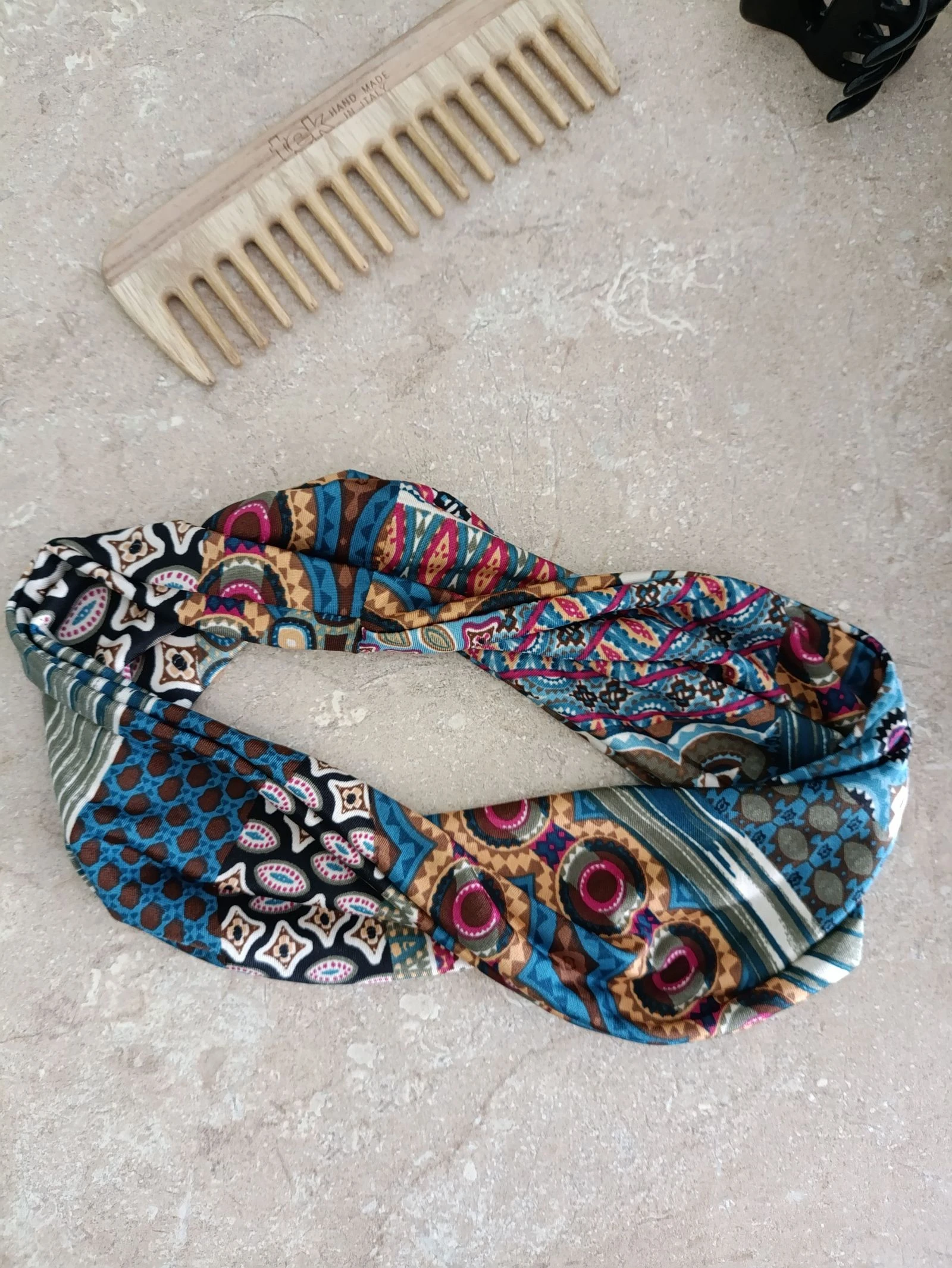 Faixa de cabelo feminina com motivos geométricos - confortável e prática – photo 2